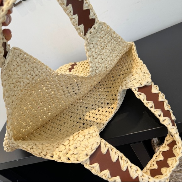 LOEWE fashion straw bag - Picture 5 of 9